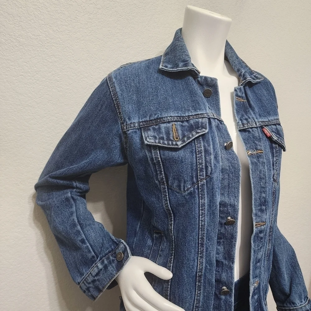 Levis levi blue